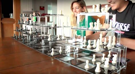 4d chess meaning.